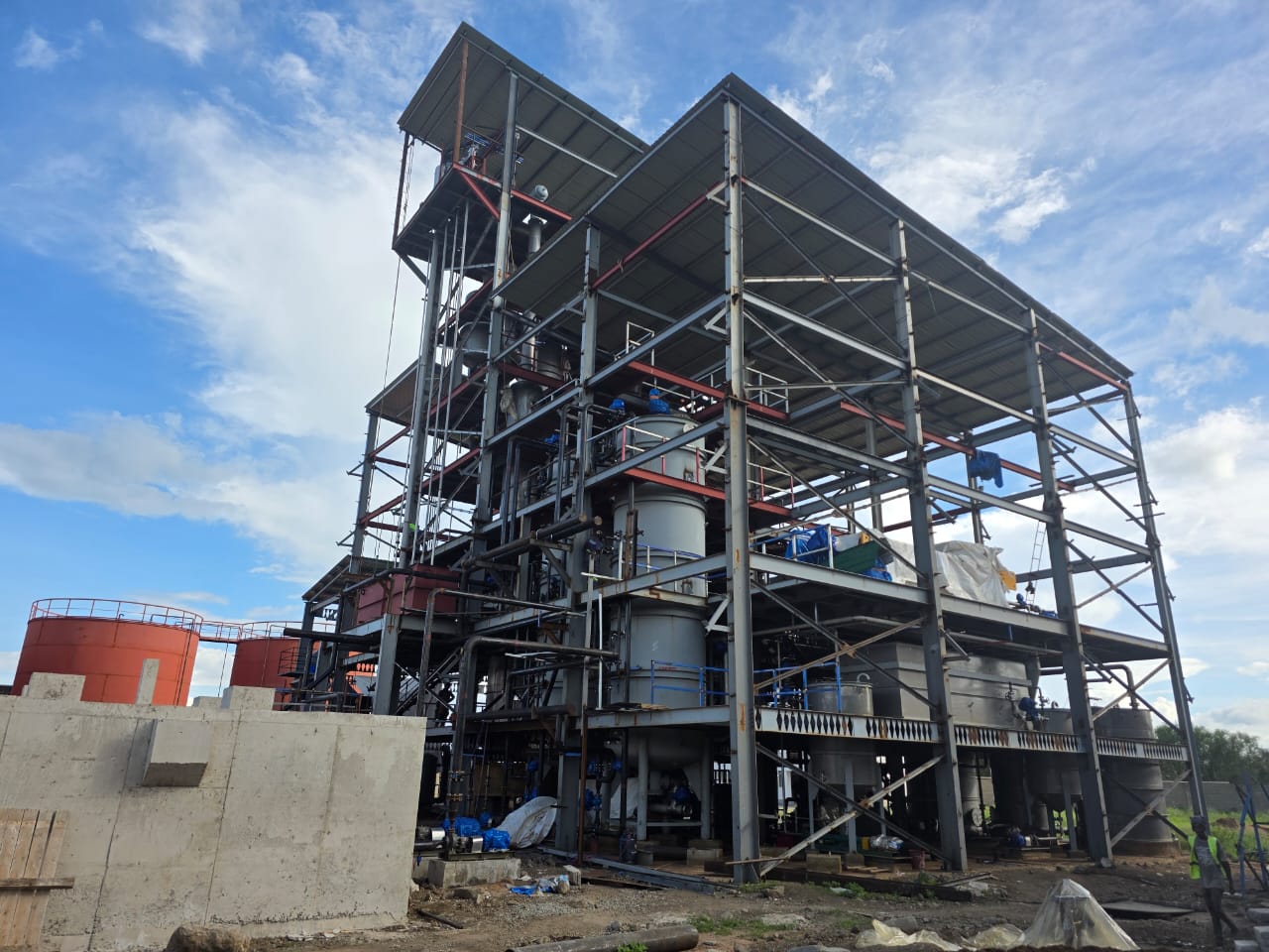 Multi-level industrial plant installation